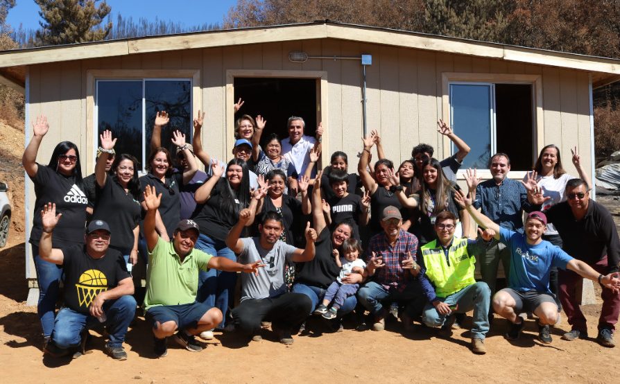 <strong>Damnificada de Purén recibió la primera vivienda de emergencia por incendios forestales en La Araucanía</strong>