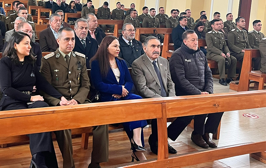 Delegado Presidencial Víctor Manoli participa en Misa en memoria de mártir de Carabineros